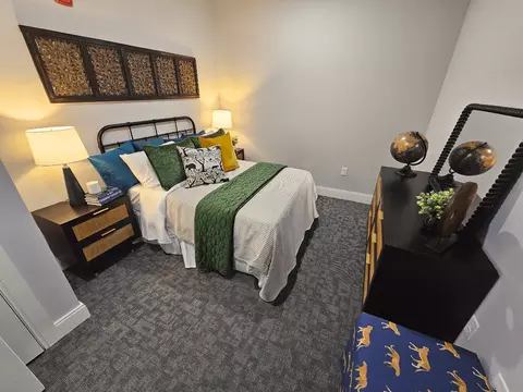 1230 Elm St, Manchester, NH 03101