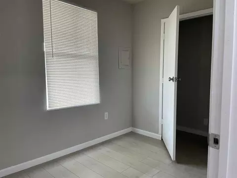 715 New Laredo Hwy, San Antonio, TX 78211 photo 6
