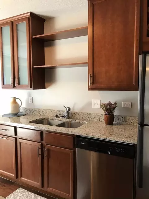 1950 Jade Ln, Eagan, MN 55122 photo 2
