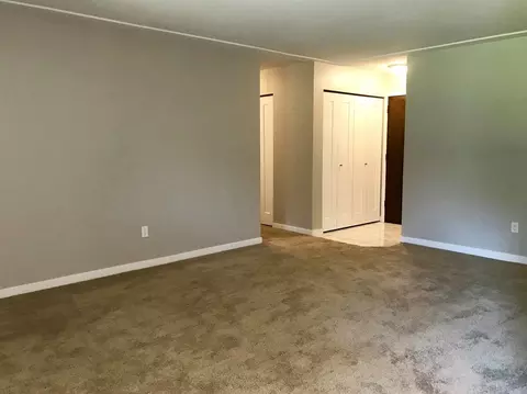 1950 Jade Ln, Eagan, MN 55122 photo 2