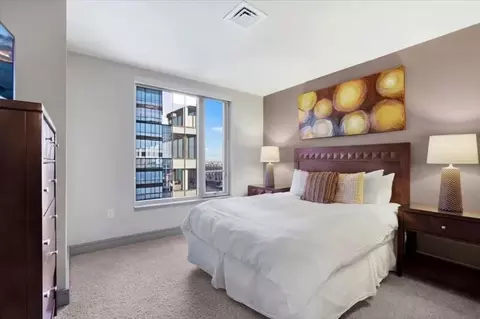 120 Kingston St, Boston, MA 02111