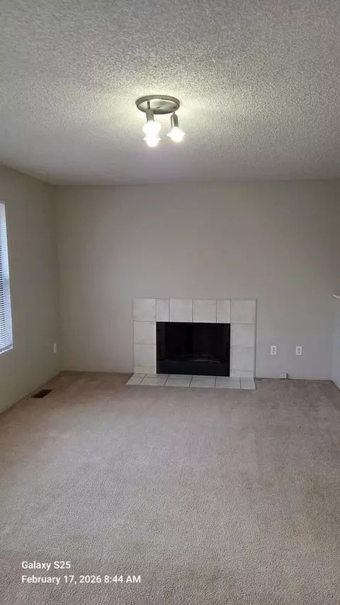 1321 NE 39th St # A, Kansas City, MO 64116