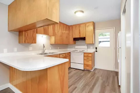 220 N College Ave, College Place, WA 99324