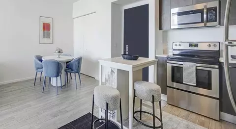 230 NE 4th St, Miami, FL 33132 photo 15