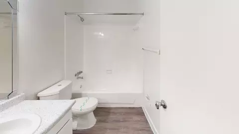 2902 Sycamore Ct, Tampa, FL 33613 photo 96