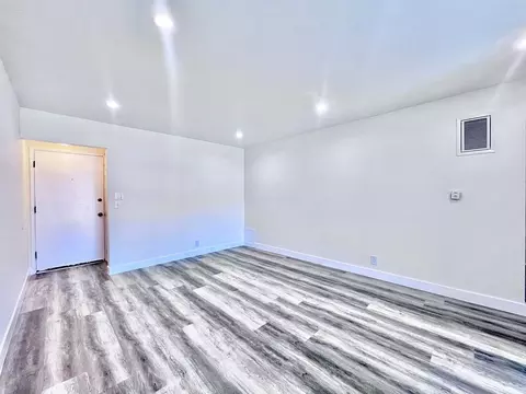 530 E Arbor Vitae St, Inglewood, CA 90301