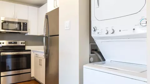 4920 Van Nuys Blvd, Sherman Oaks, CA 91403