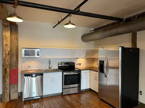222 N Central St, Knoxville, TN 37917