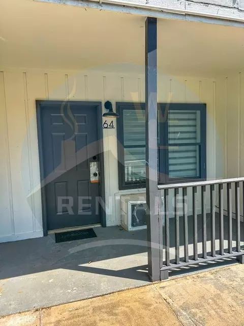 569 N Country Club Dr, Cullowhee, NC 28723