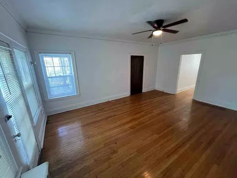 2440 Overlook Rd, Cleveland Heights, OH 44106