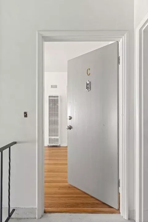 524 S Sierra Madre Blvd, Pasadena, CA 91107