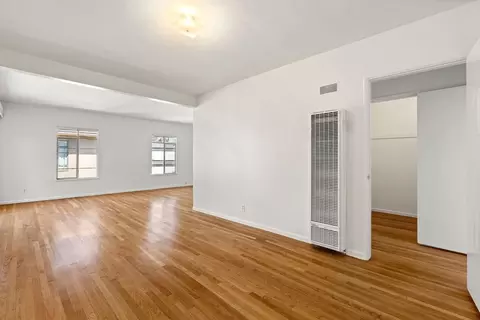 524 S Sierra Madre Blvd, Pasadena, CA 91107