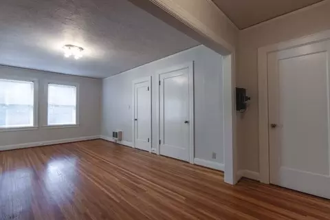 2185 SW Yamhill St, Portland, OR 97205