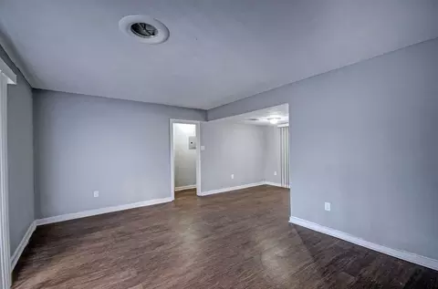 225 W Mcdowell Rd, Jackson, MS 39204 photo 2