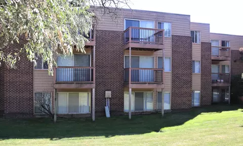 320 Terrace Dr, Flushing, MI 48433 photo 4