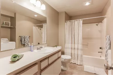 1543 Wiltsey Rd SE, Salem, OR 97306