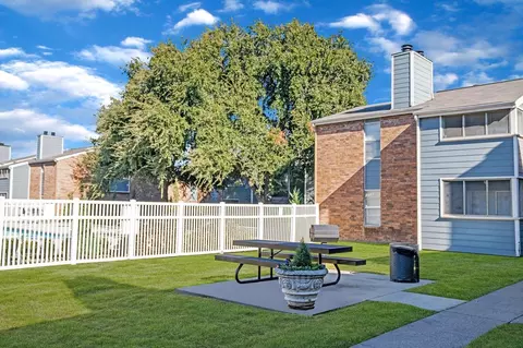 5644 Riverwalk Dr, Benbrook, TX 76109 photo 15