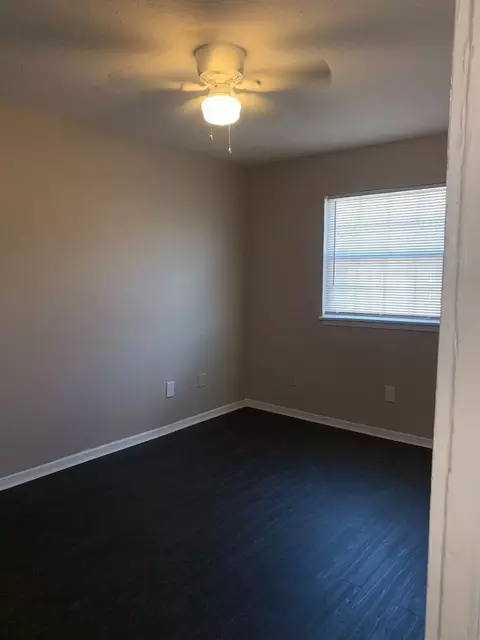 3810 Bonnie View Rd, Dallas, TX 75216