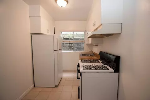 2855 A St, San Diego, CA 92102