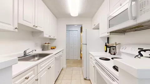 5120 Washington St, Boston, MA 02132