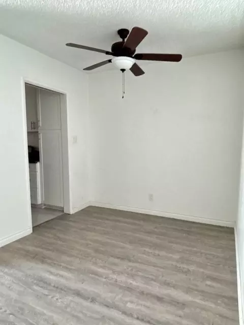 928 S Sherbourne Dr, Los Angeles, CA 90035