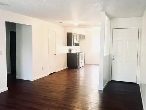 3901 Q St, Bakersfield, CA 93301 photo 3
