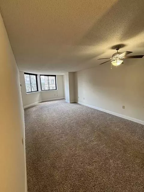 222 N Charles St, Baltimore, MD 21201 photo 22