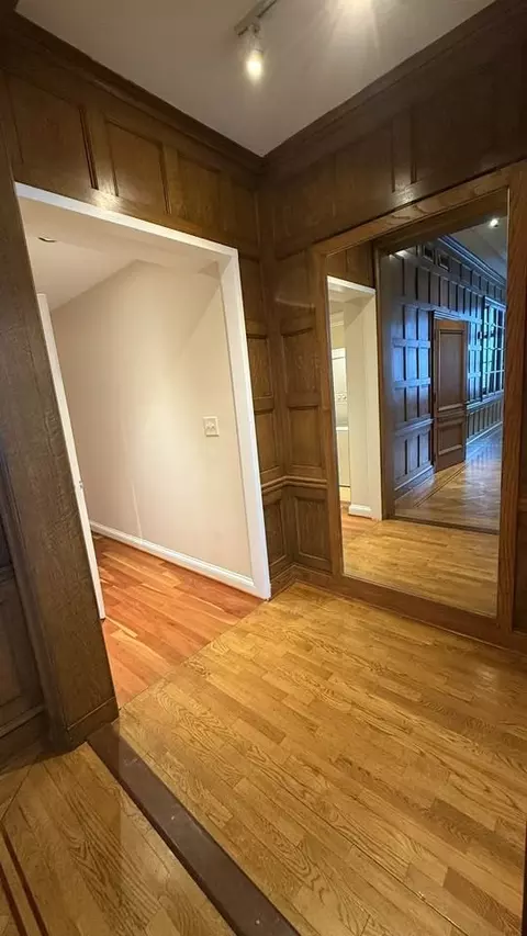 222 N Charles St, Baltimore, MD 21201 photo 7