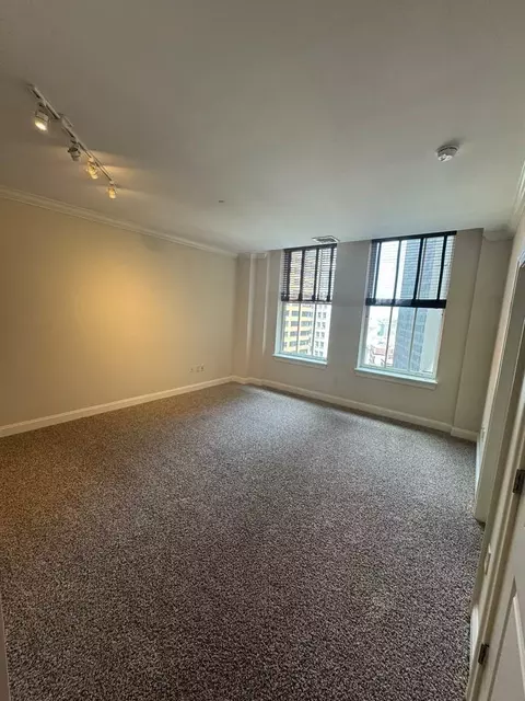 222 N Charles St, Baltimore, MD 21201 photo 27