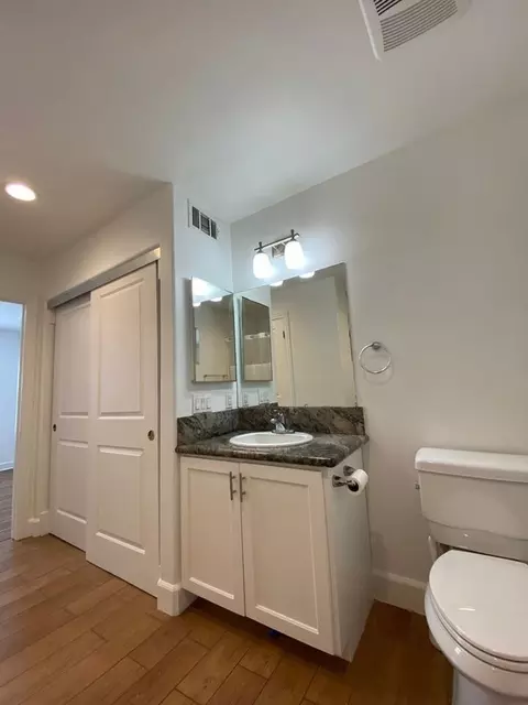 8421 Adams St, Paramount, CA 90723 photo 9