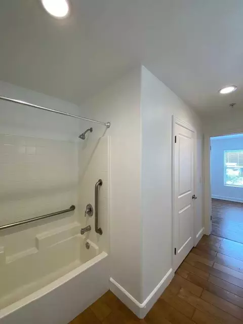 8421 Adams St, Paramount, CA 90723 photo 10
