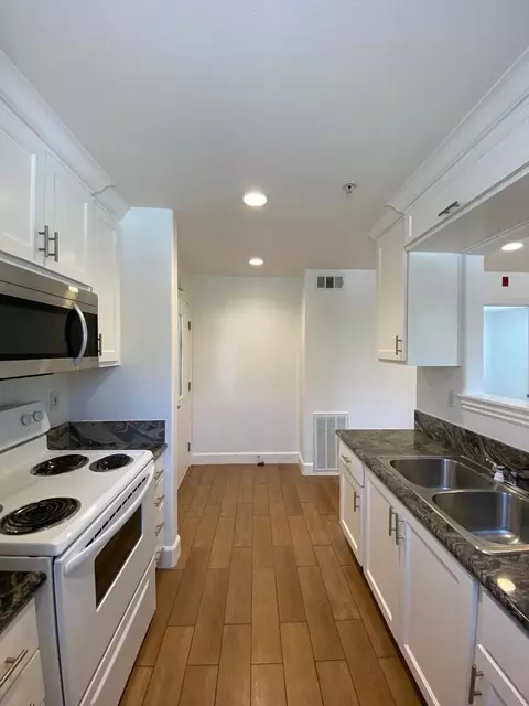 8421 Adams St, Paramount, CA 90723 photo 3