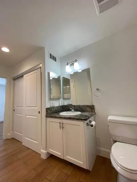 8421 Adams St, Paramount, CA 90723 photo 9