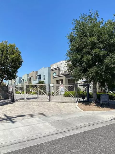 8421 Adams St, Paramount, CA 90723 photo 11