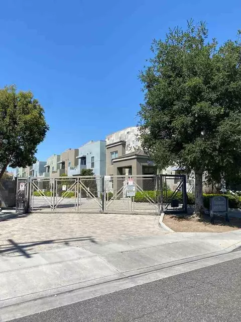 8421 Adams St, Paramount, CA 90723 photo 12