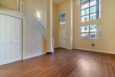 2400 4th Ave, Seattle, WA 98121 photo 22