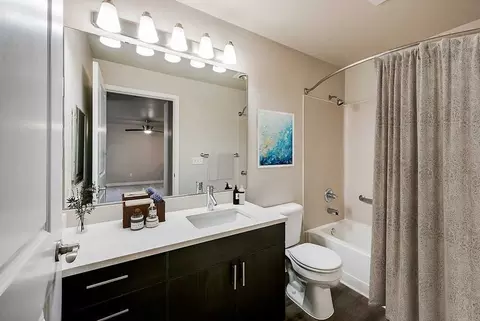2400 4th Ave, Seattle, WA 98121 photo 11