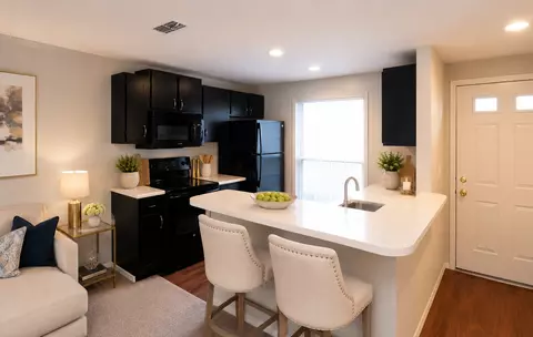 2375 Eagle Ridge Dr, Dayton, OH 45459