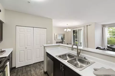 12433 Admiralty Way, Everett, WA 98204 photo 11