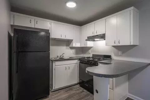 6000 Raytown Rd, Raytown, MO 64133