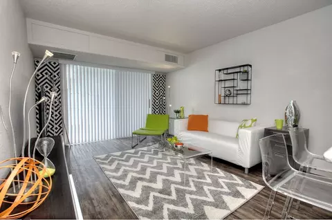 1255 University Ave, Sacramento, CA 95825