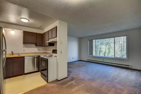 304 N Main St, Coupeville, WA 98239