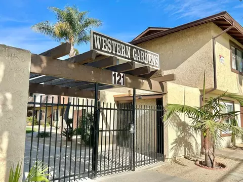 121 N Western Ave, Santa Maria, CA 93458