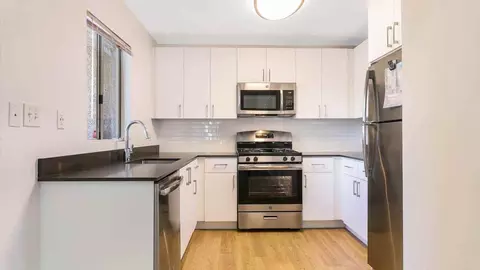 3500 Hathaway Ave, Long Beach, CA 90815 photo 4