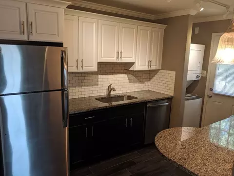 307 Forest Ln, Belmont, NC 28012