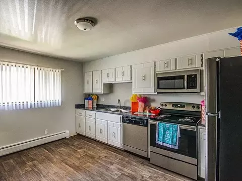 3208 W 7th St, Greeley, CO 80634 photo 3
