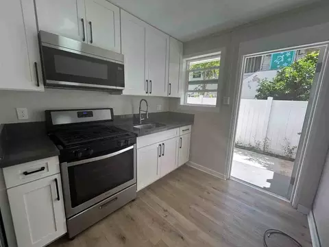 2620 Date St, Honolulu, HI 96826