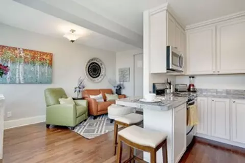 117 N Tacoma Ave, Tacoma, WA 98403