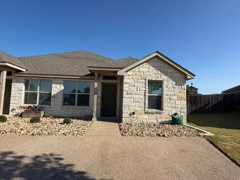 800 Ferrara Cir, Temple, TX 76502 photo 11