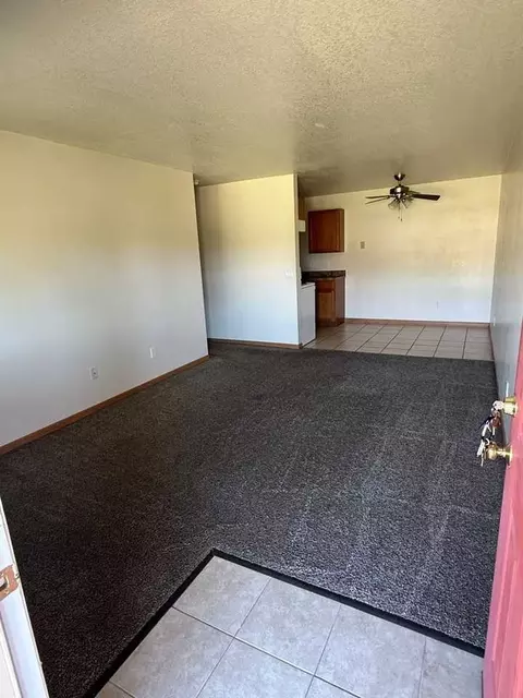 1940 S Woodlawn Blvd, Wichita, KS 67218